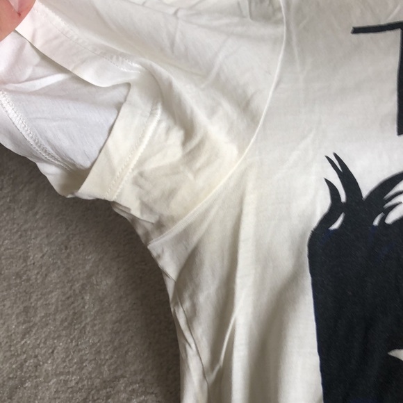 Flawed Burberry Prorsum runway tee - Picture 12 of 13